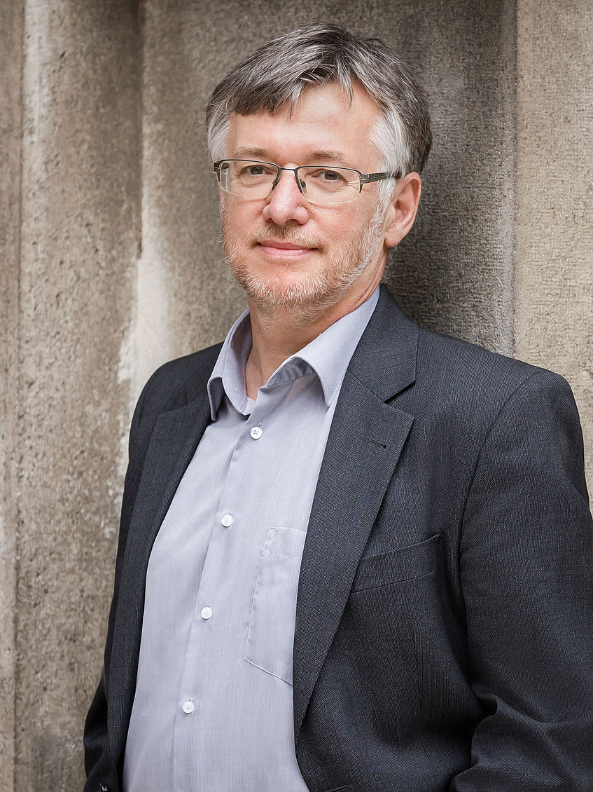 Univ. Prof. DDr. Hans Schelkshorn